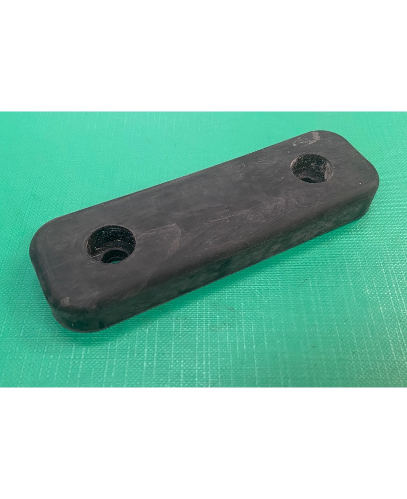 Bonnet Mounted Spare Wheel Carrier Rubber Buffer 304434